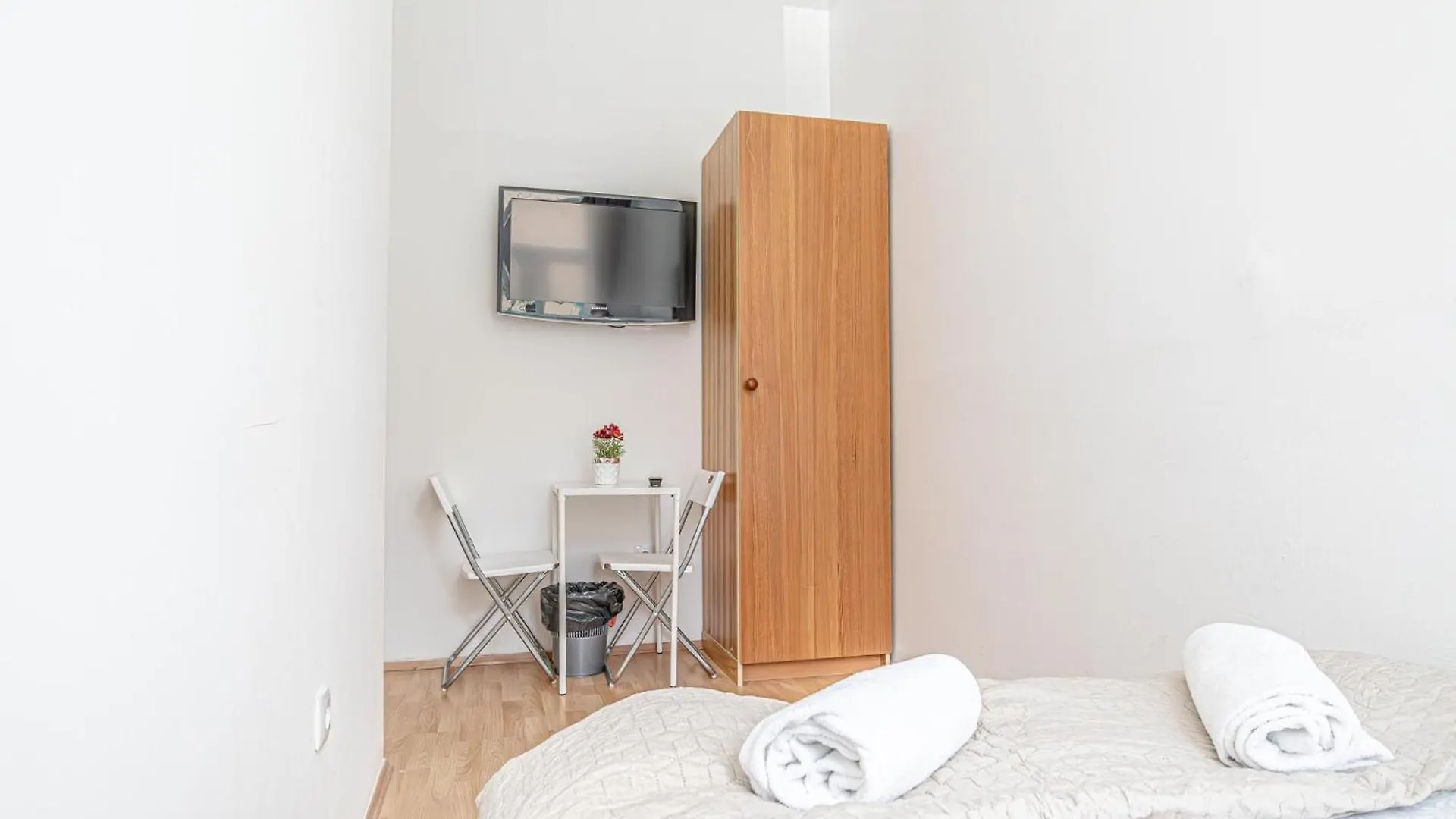 Loevly Shared 6Br With Garden Near Danube & Millenium City Viena